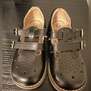 Footmates girls Danielle Maryjane. Like new! Size 7.5 toddler